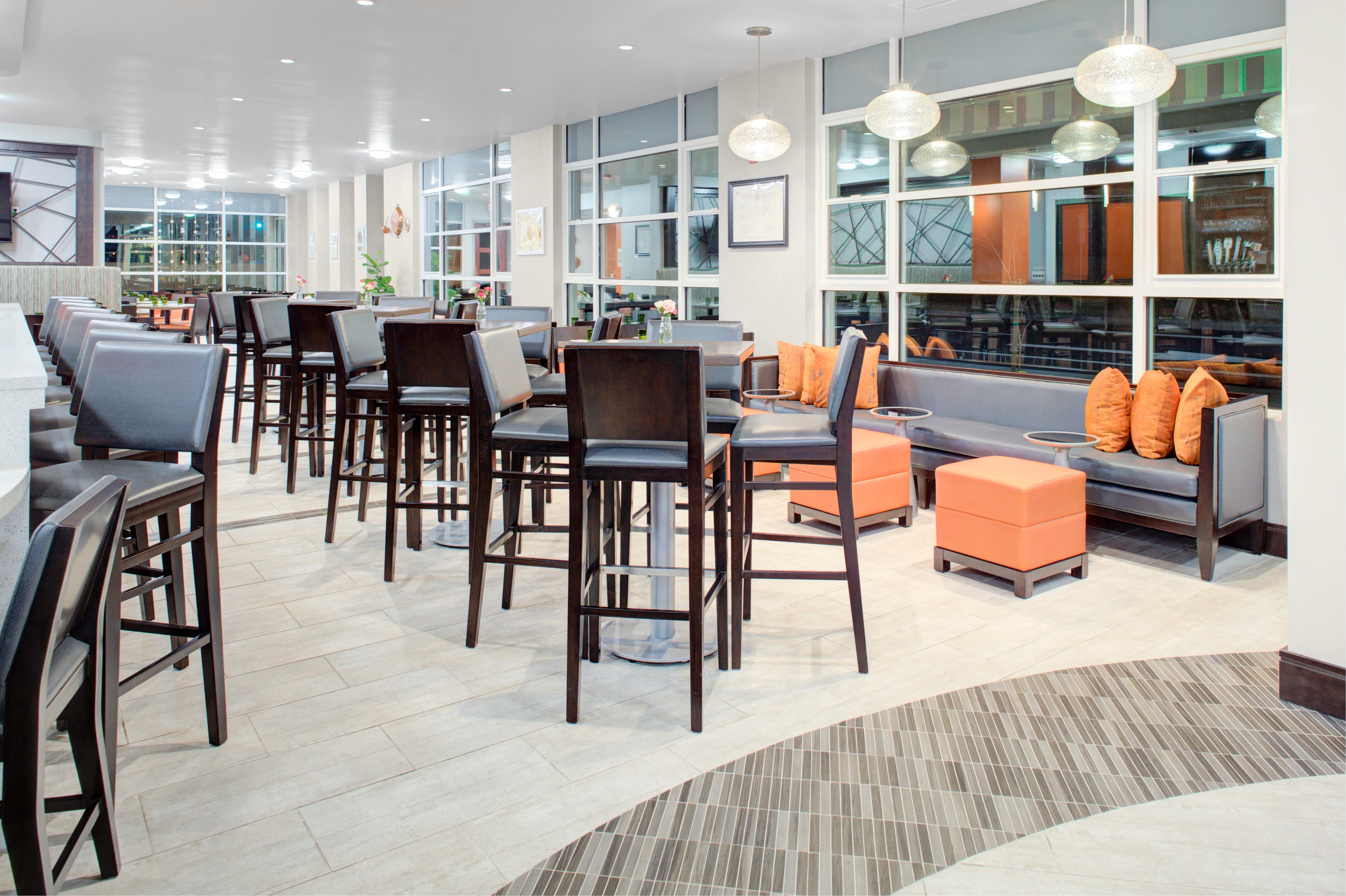 Holiday Inn Windsor - Wine Country By Ihg Luaran gambar