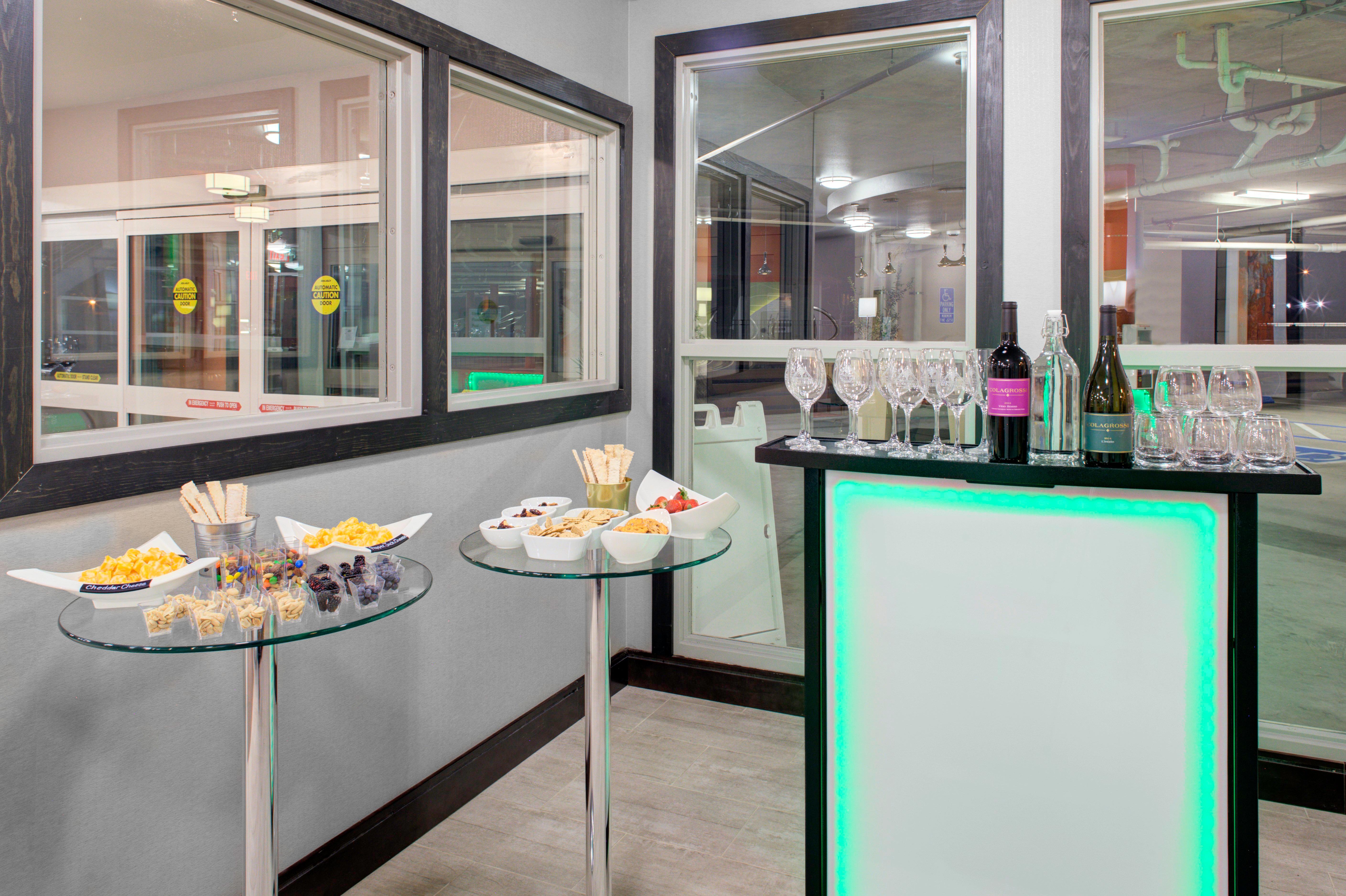 Holiday Inn Windsor - Wine Country By Ihg Luaran gambar